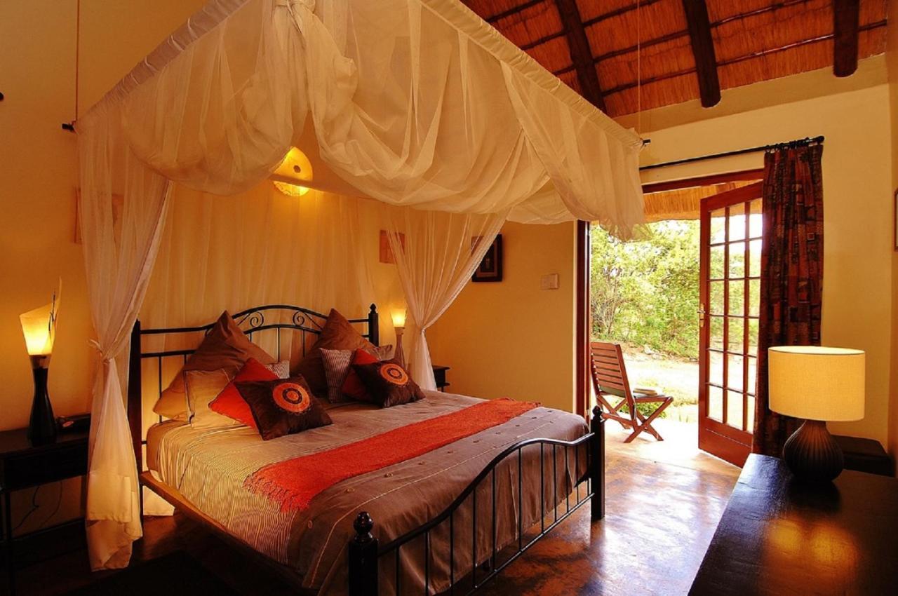Bushvilla Umoja Kruger 팔라보르와 외부 사진