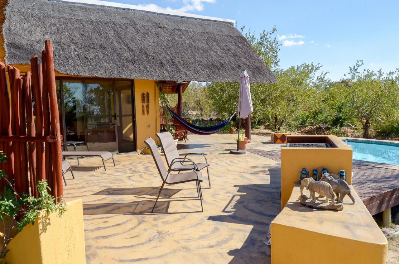 Bushvilla Umoja Kruger 팔라보르와 외부 사진