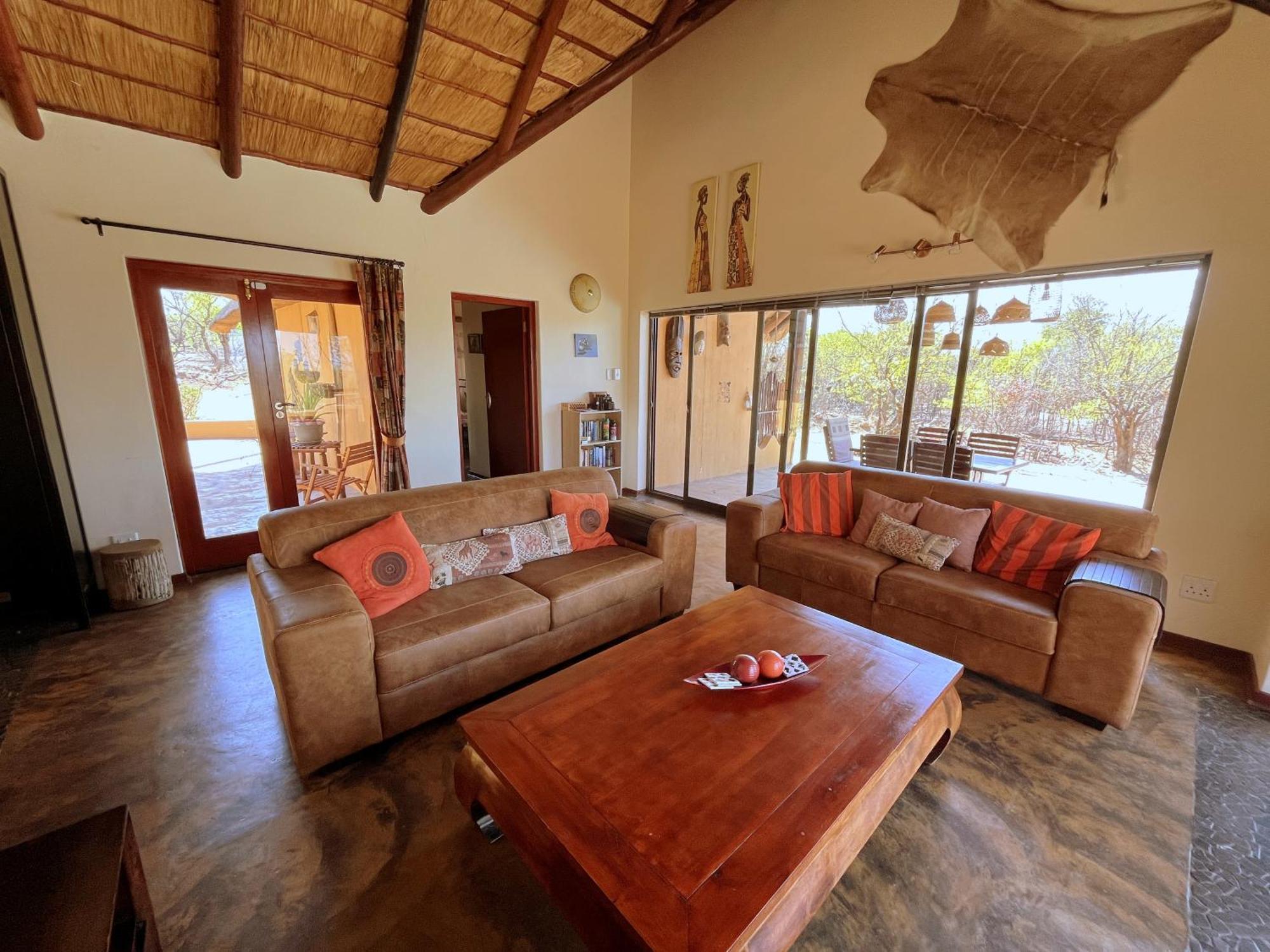 Bushvilla Umoja Kruger 팔라보르와 외부 사진