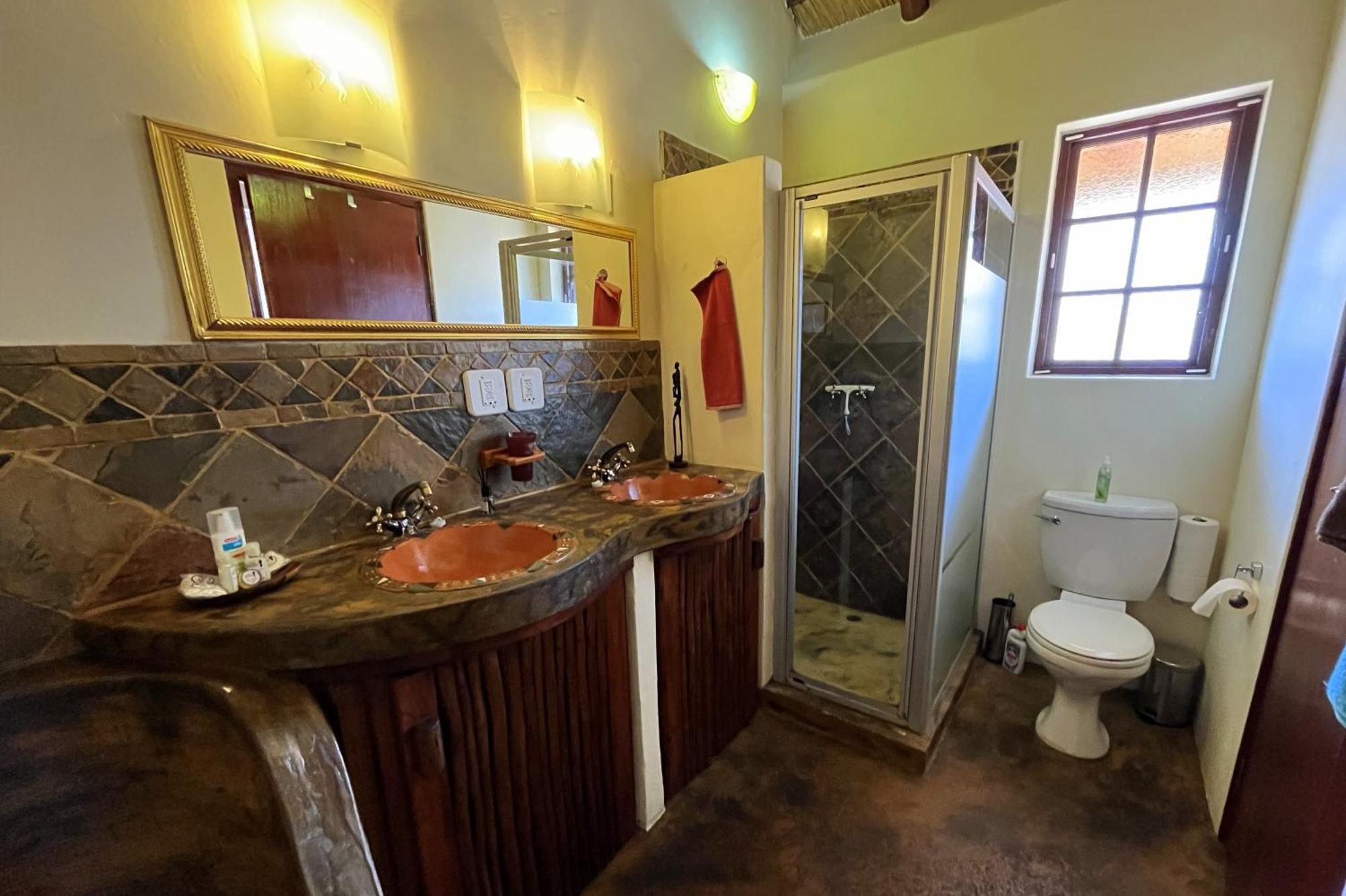 Bushvilla Umoja Kruger 팔라보르와 외부 사진